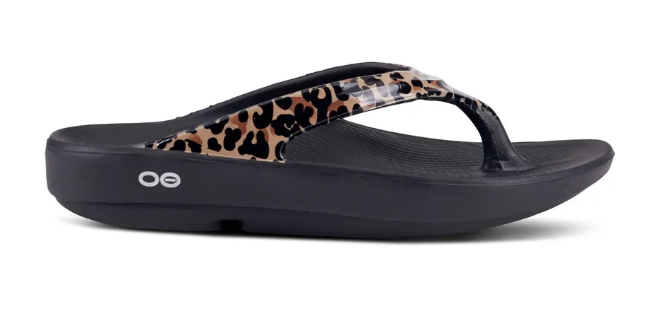 本格派ま！ Oofos Leopard Black Leopard Black Oolala 靴