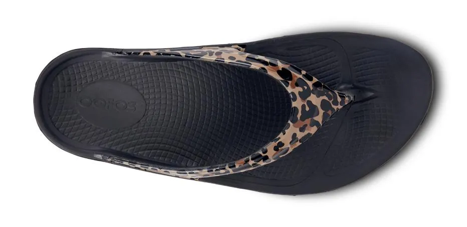 いラインアップ Oofos Oolala Black Leopard Black Leopard 靴